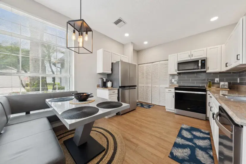 Picture of 175 Harbor Lake Circle, Greenacres FL 33413