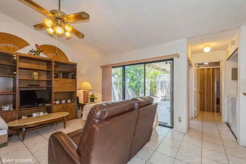 Picture of 3076 S Oakland Forest Dr 502, Oakland Park FL 33309