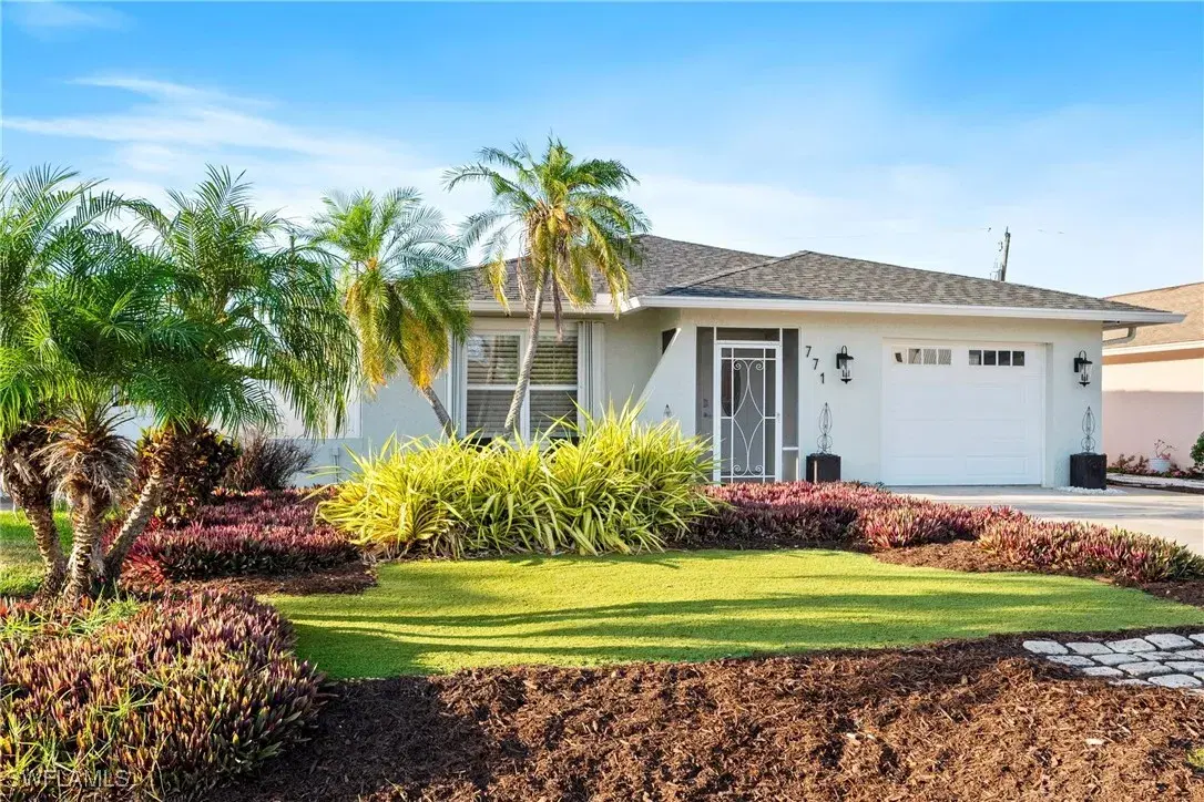 Picture of 771 100Th Ave N, Naples, FL 34108