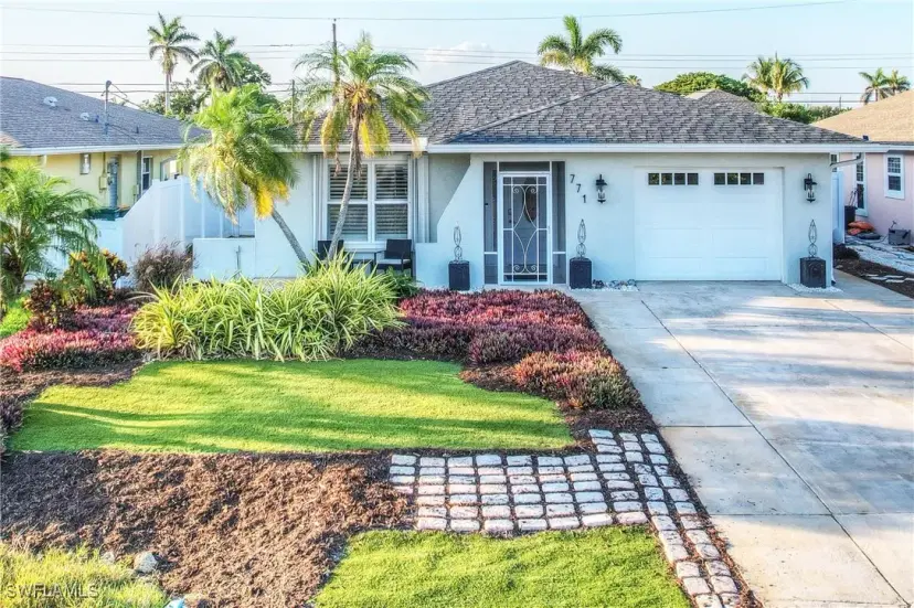 Picture of 771 100Th Ave N, Naples FL 34108