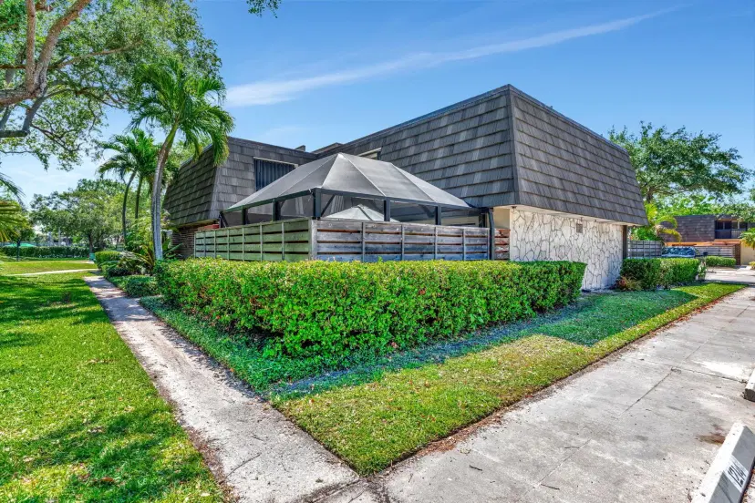 Picture of 1213 12Th Terrace, Palm Beach Gardens FL 33418
