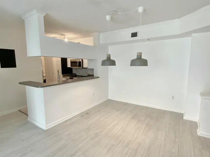 Picture of 17125 N Bay Road 3310, Sunny Isles Beach FL 33160