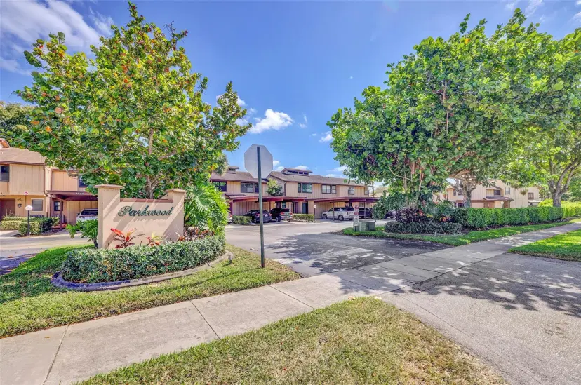 Picture of 9926 Royal Palm Blvd 9926, Coral Springs FL 33065