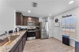 Picture of 843 Lochman Dr, Fort Myers, FL 33913