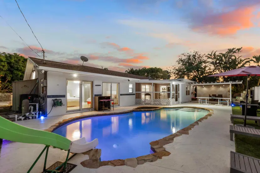 Picture of 729 Heron Drive, Delray Beach FL 33444