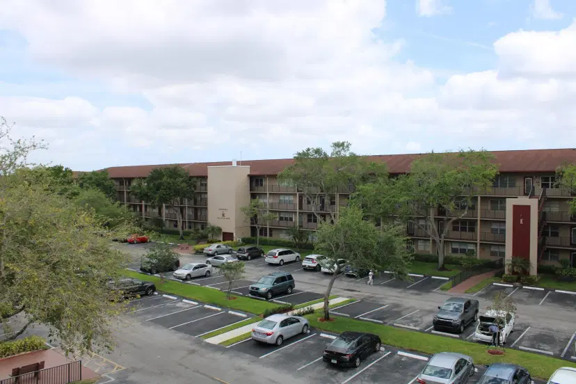 Picture of 850 SW 133Rd Terrace 404B, Pembroke Pines FL 33023