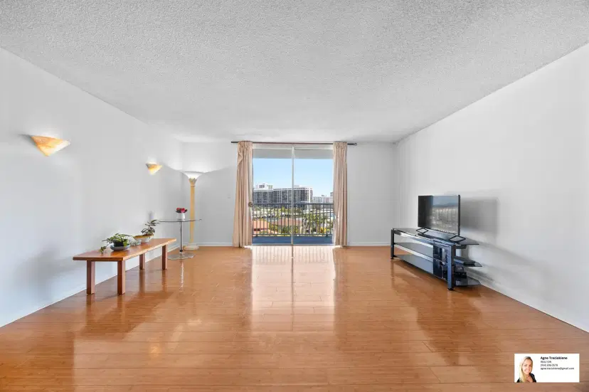 Picture of 137 Golden Isles Drive 806, Hallandale Beach FL 33009
