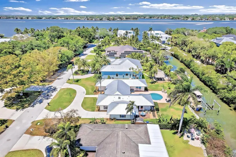 Picture of 940 Turner Quay, Jupiter FL 33458