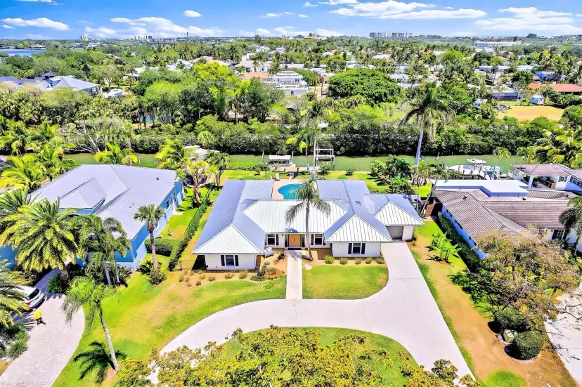 Picture of 940 Turner Quay, Jupiter FL 33458