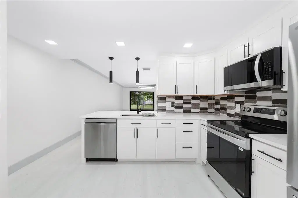 Picture of 3201 Portofino Point D2, Coconut Creek, FL 33066