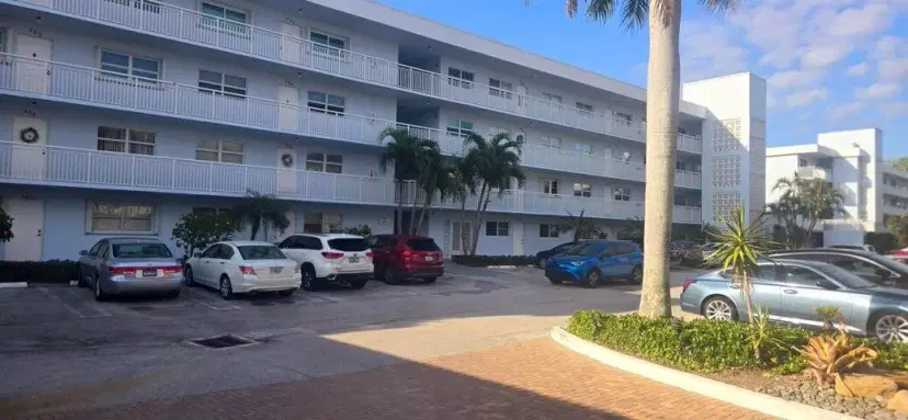 Picture of 2006 S Federal Highway S 102, Boynton Beach, FL 33435
