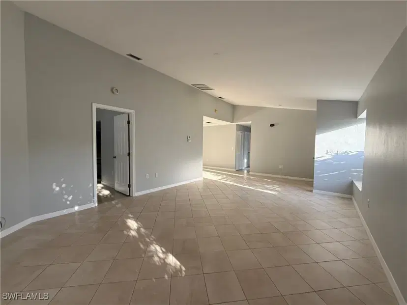 Picture of 1929 Golfside Village Dr, Lehigh Acres FL 33936