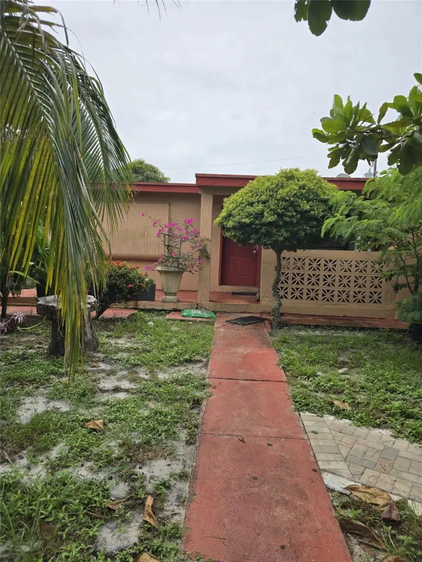 Picture of 530 Wilkinson Rd, Lantana FL 33462