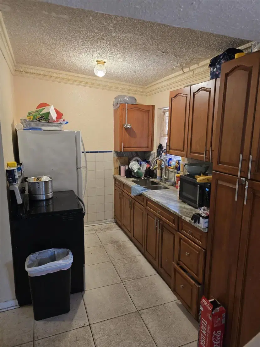 Picture of 530 Wilkinson Rd, Lantana FL 33462