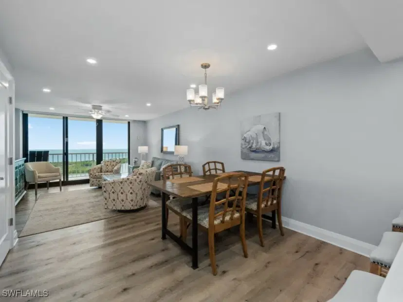 Picture of 440 Seaview Ct 1502, Marco Island FL 34145