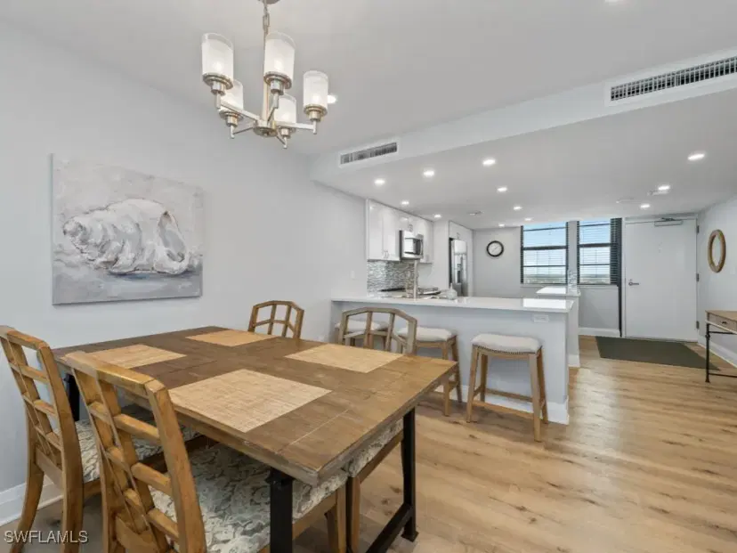 Picture of 440 Seaview Ct 1502, Marco Island FL 34145
