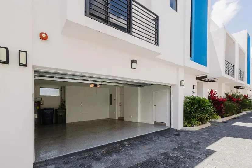 Picture of 2669 NE 8Th Avenue, Wilton Manors FL 33334