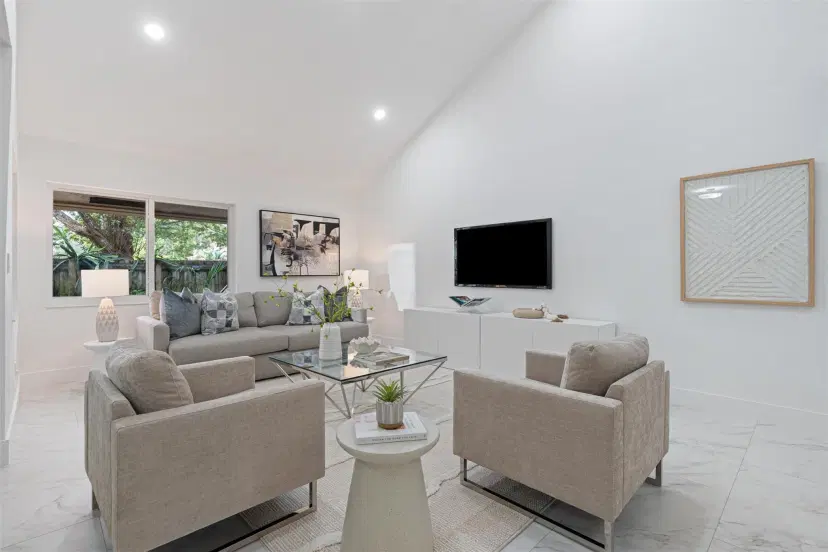Picture of 12200 Garden Dr, Hollywood FL 33026