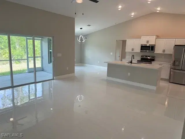 Picture of 913 Desoto Ave, Lehigh Acres FL 33972