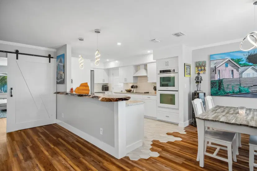 Picture of 313 SE Flamingo Avenue, Stuart FL 34996