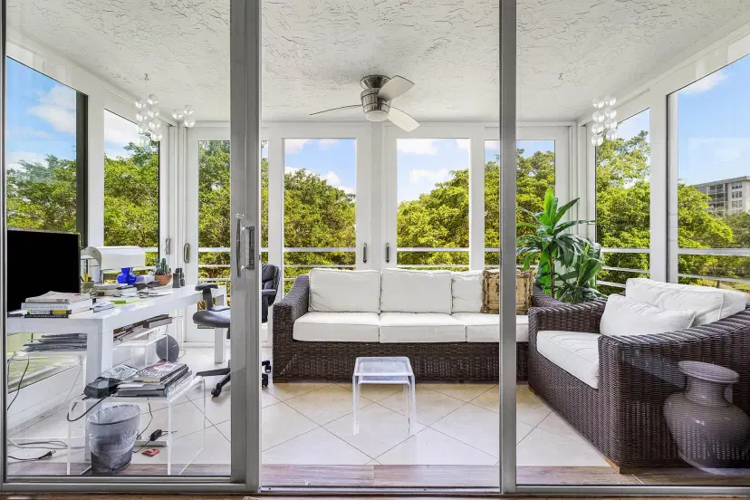 Picture of 4015 W Palm Aire Drive 403, Pompano Beach FL 33069