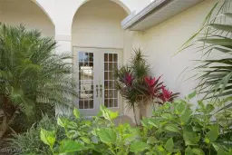 Picture of 1725 SE 10Th Pl, Cape Coral, FL 33990