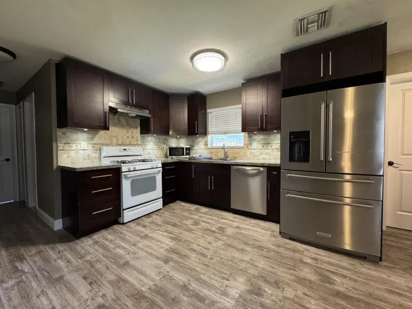 Picture of 5940 NE 1St Terrace, Oakland Park FL 33334