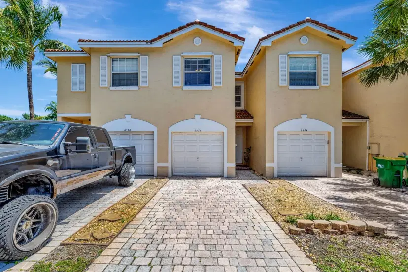 Picture of 6376 Landings Way 1, Tamarac FL 33321