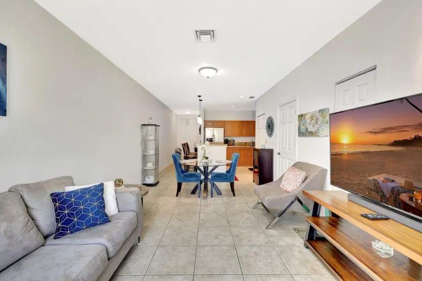 Picture of 6376 Landings Way 1, Tamarac FL 33321