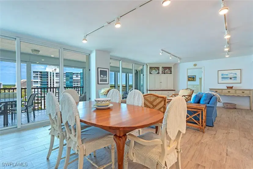 Picture of 4651 Gulf Shore Blvd N 1106, Naples FL 34103