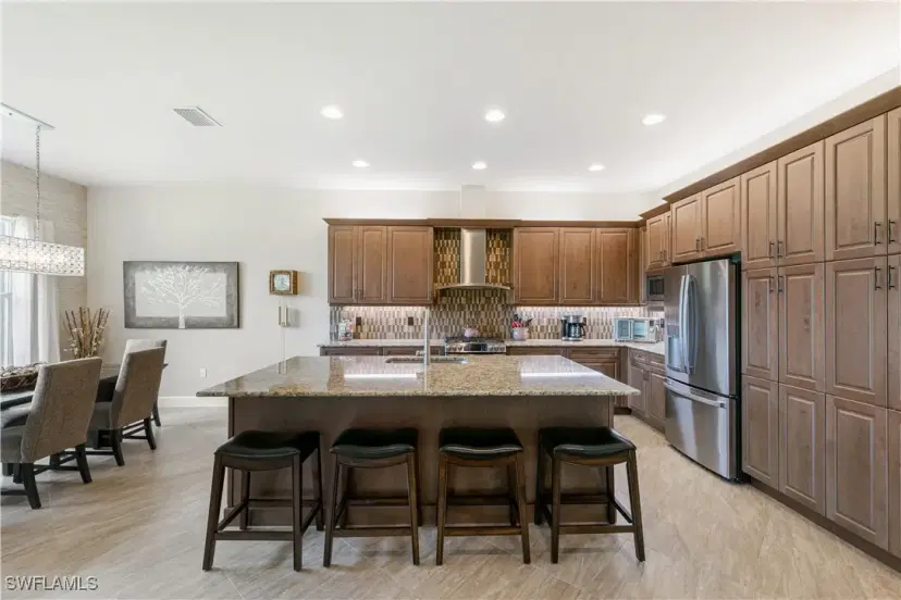 Picture of 28648 Lobos Cir, Bonita Springs FL 34135