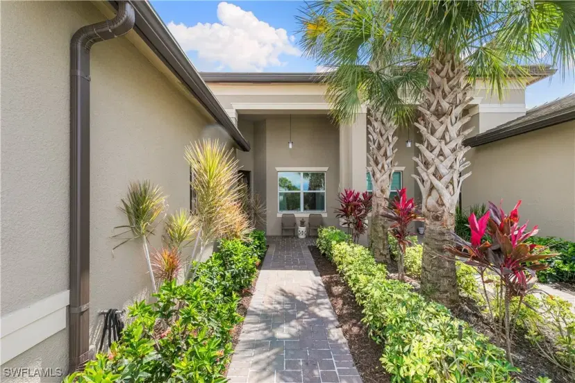 Picture of 28648 Lobos Cir, Bonita Springs FL 34135