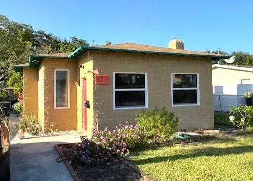 Picture of 521 E Lakewood Road, West Palm Beach FL 33405