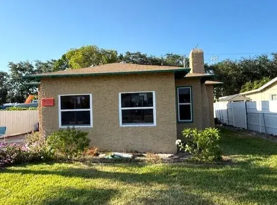 Picture of 521 E Lakewood Road, West Palm Beach FL 33405