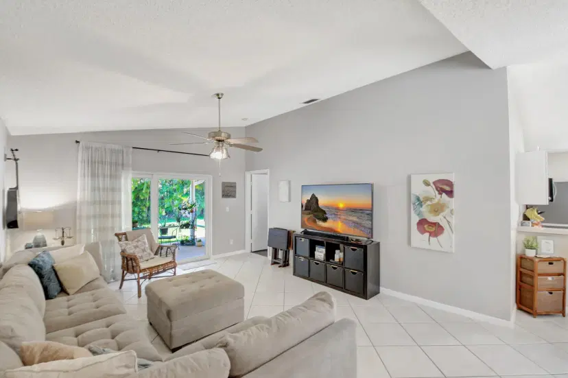 Picture of 8024 Stirrup Cay Court, Boynton Beach, FL 33436
