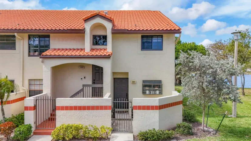 Picture of 1001 Republic Court, Deerfield Beach FL 33442