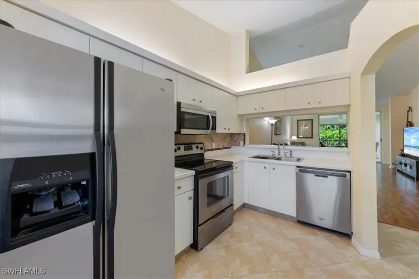 Picture of 6645 Huntington Lakes Cir 202, Naples FL 34119