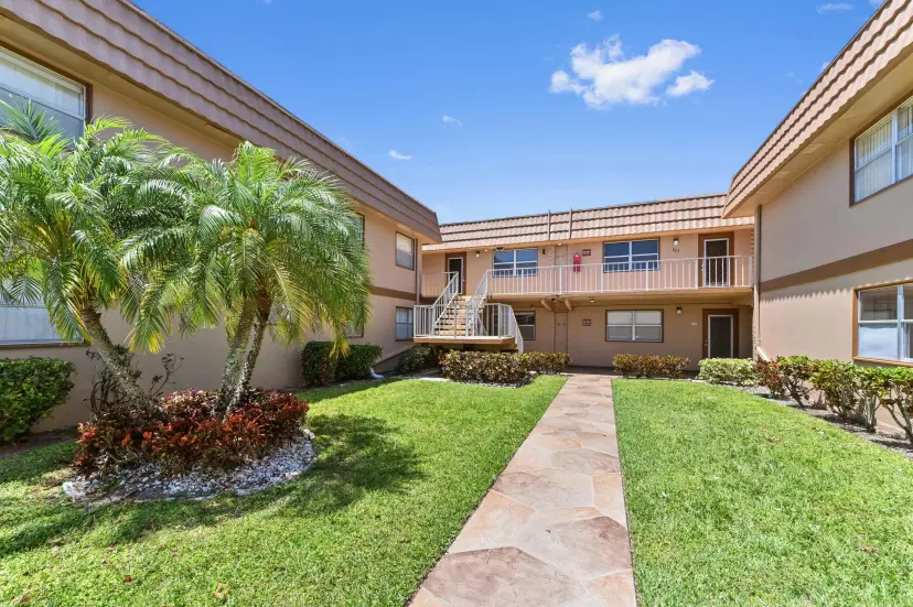 Picture of 302 Brittany G, Delray Beach, FL 33446