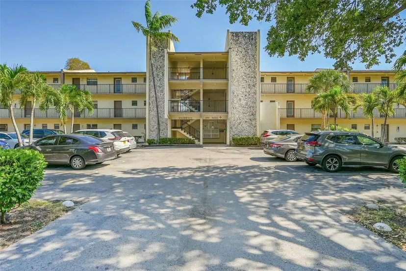 Picture of 9150 NW 38Th Dr 111, Coral Springs FL 33065