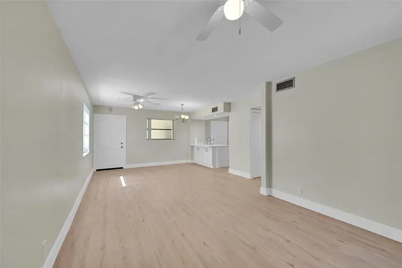 Picture of 9150 NW 38Th Dr 111, Coral Springs FL 33065