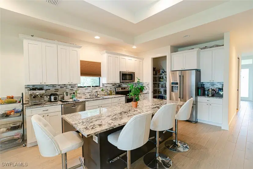 Picture of 3194 Woodside Ave, Naples FL 34112