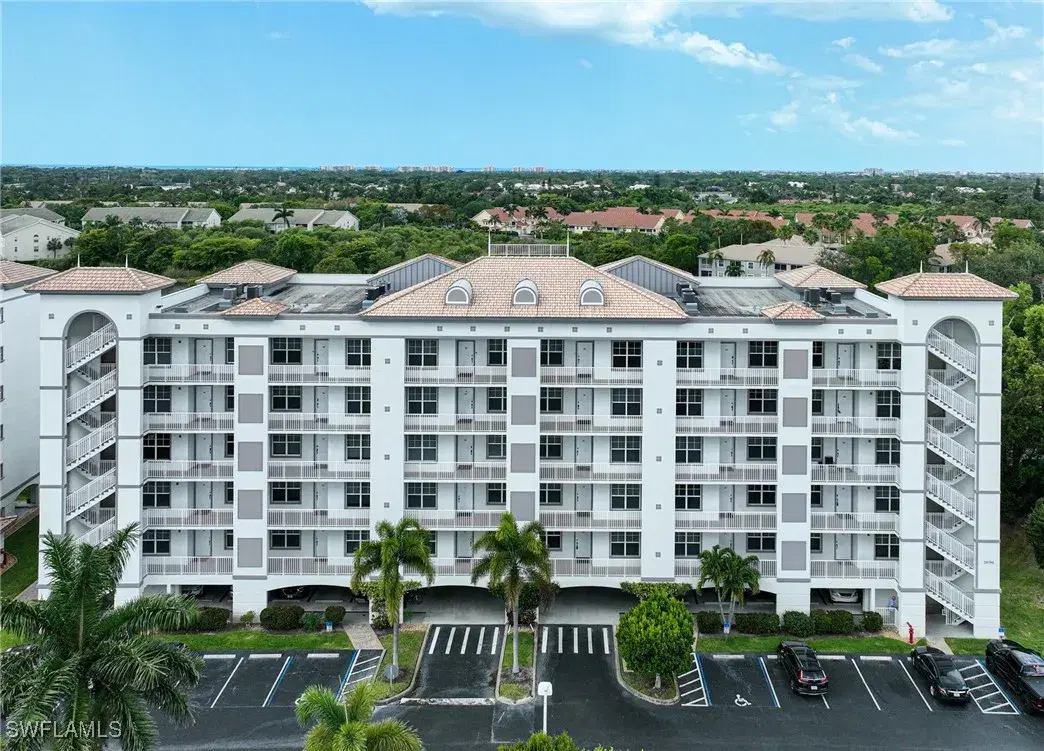 Picture of 28700 Trails Edge Blvd 404, Bonita Springs, FL 34134