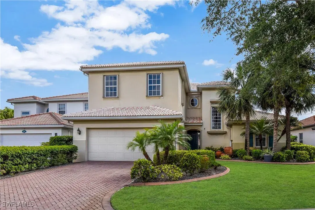 Picture of 12156 Ledgewood Cir, Fort Myers, FL 33913