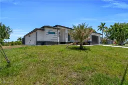 Picture of 117 SE 17Th St, Cape Coral, FL 33990
