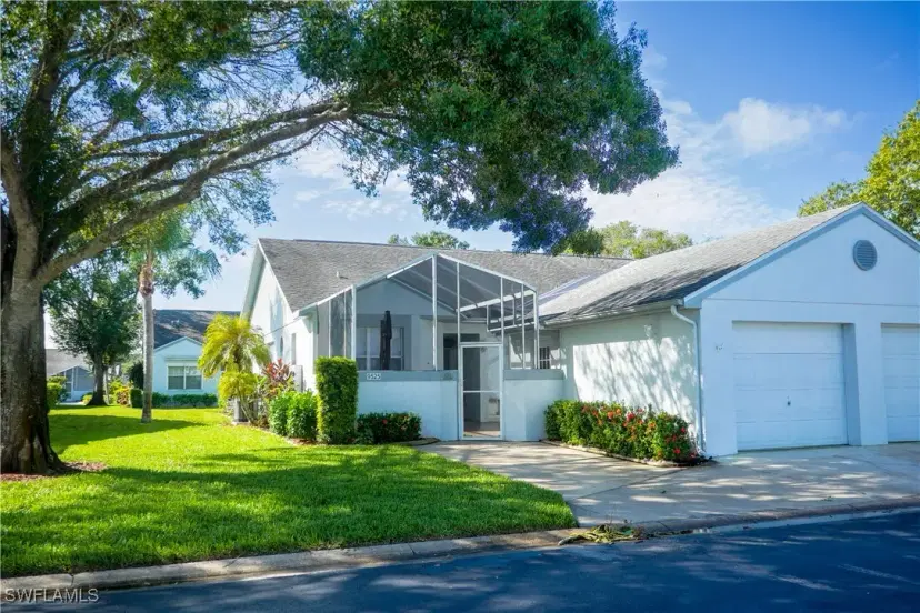 Picture of 9525 Windsor Club Cir, Fort Myers FL 33905