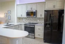 Picture of 9525 Windsor Club Cir, Fort Myers, FL 33905