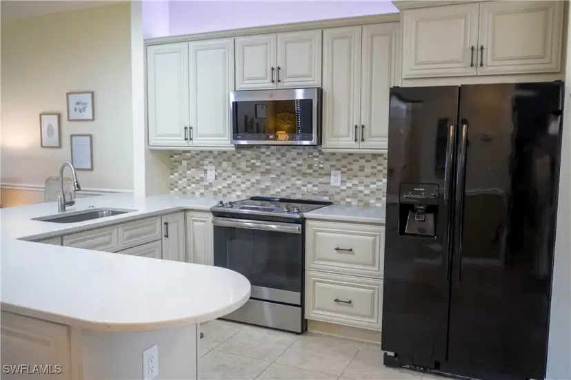 Picture of 9525 Windsor Club Cir, Fort Myers FL 33905
