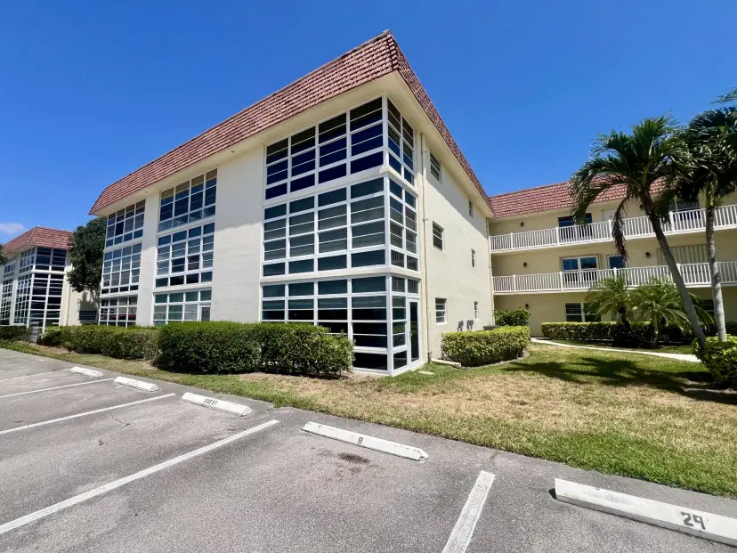 Picture of 5400 Highway A1A B8, Vero Beach FL 32963