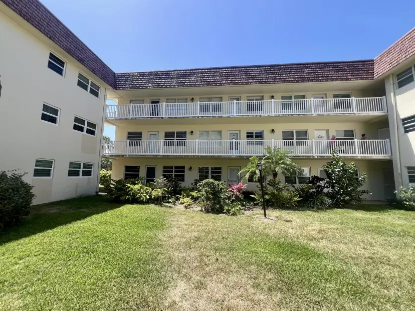 Picture of 5400 Highway A1A B8, Vero Beach FL 32963