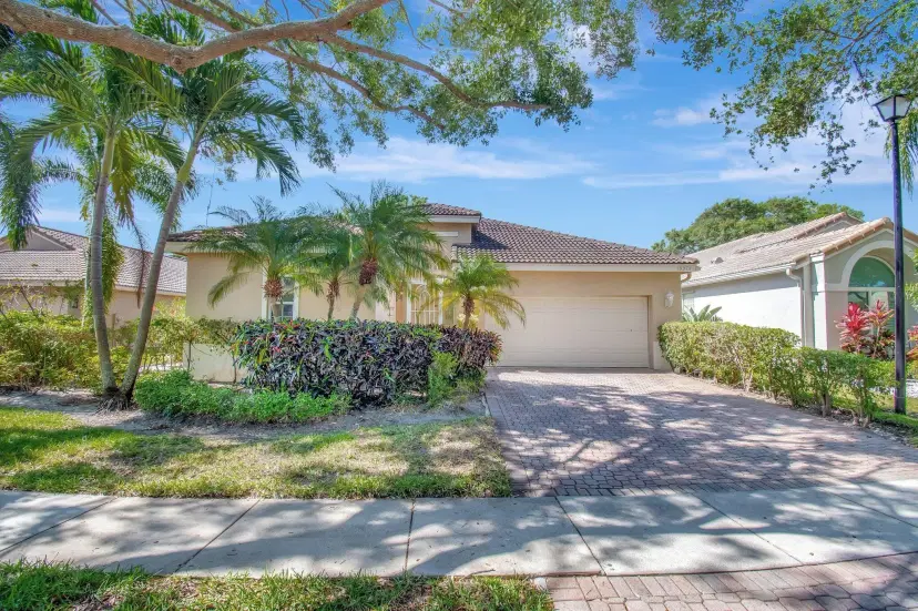 Picture of 10374 Copper Lake Drive, Boynton Beach, FL 33437